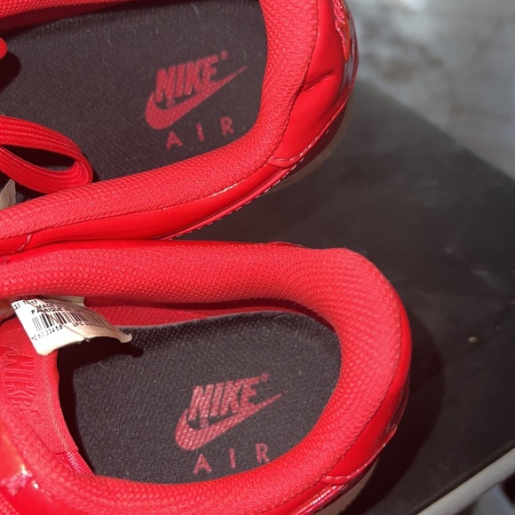 Men - Picture 2 of 6